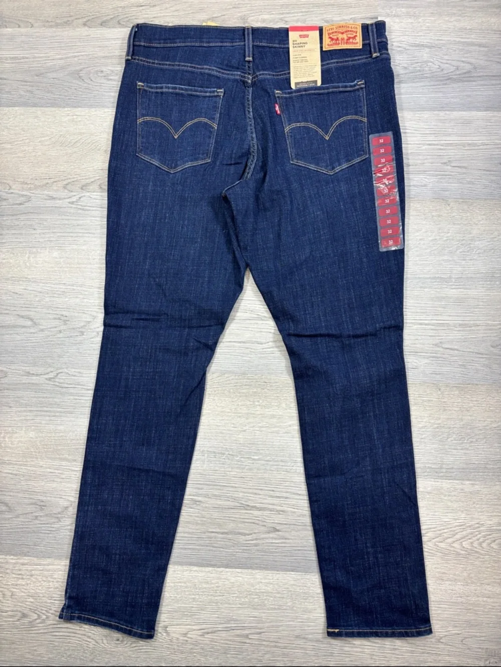 Levi's 311 Shaping Skinny‎ Distressed Jeans - size 32/14 Short NWT